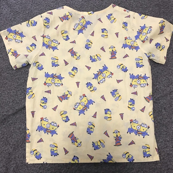 Minions Scrubs - Picture 5 of 6